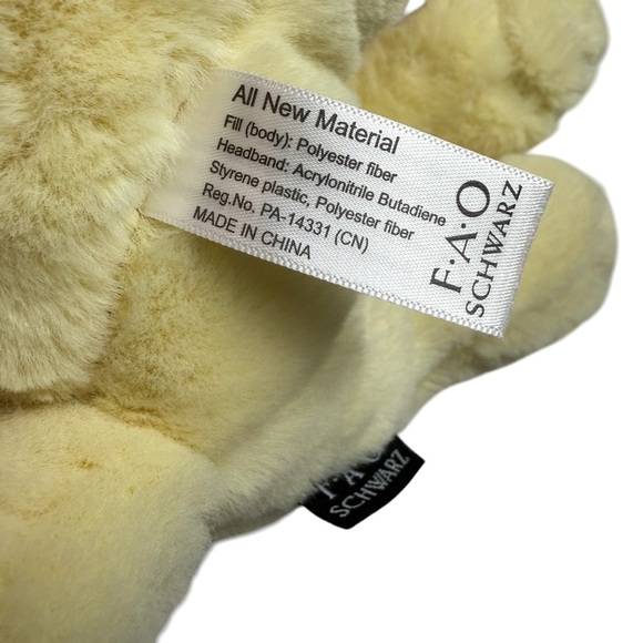 FAO Schwarz Golden Or Yellow Labrador W/ Santa Hat 14” Stuffed Animal Plush Pet - Picture 10 of 13